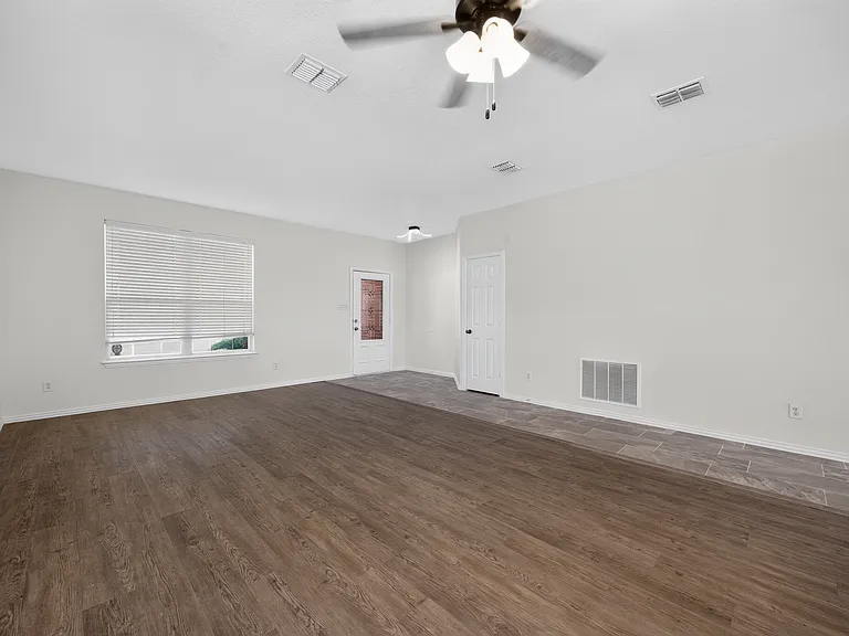 1521 Stanford Dr — Photo 24