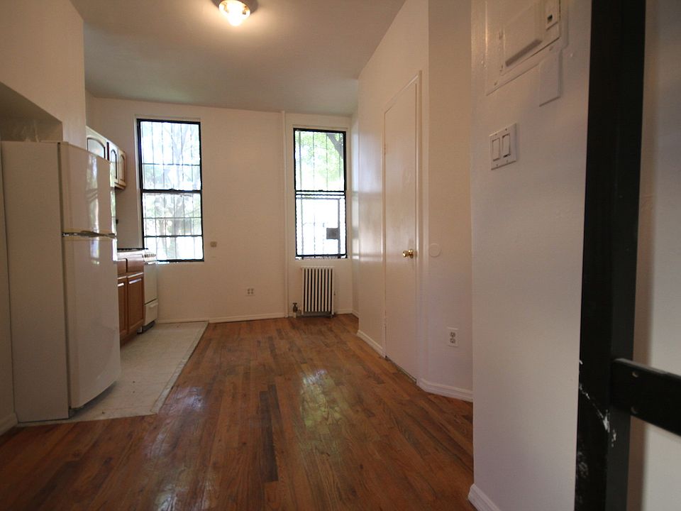 1st image of 228 Boerum St APT 2L