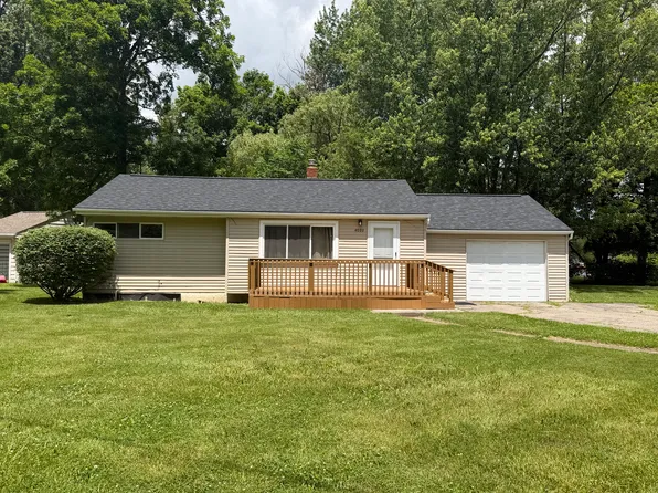 4093 Coral St, Burton, MI 48509