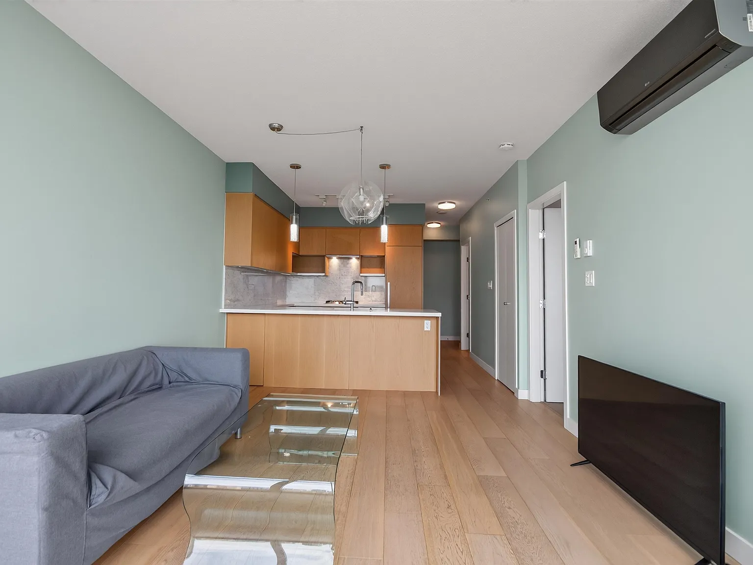 1 bed, 618 sqft, $2,300 — Photo 4