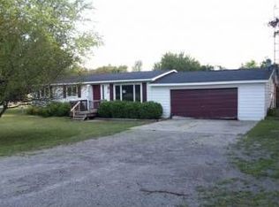 98 W Hunters Creek Rd, Lapeer, MI 48446
