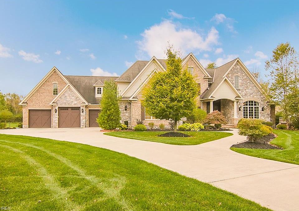 1st image of 24755 Eagle Pointe