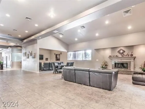 5048 S Rainbow Blvd #105, Las Vegas, NV 89119