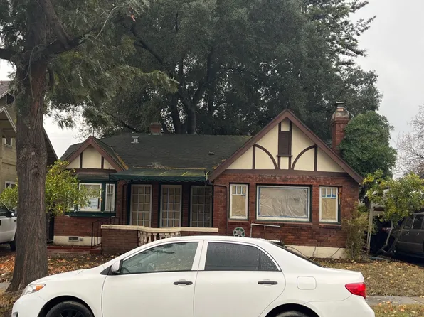 2257 Kensington Way, Stockton, CA 95204