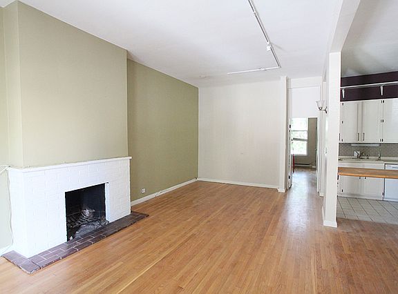 2nd image of 1840 N Lincoln Ave #1