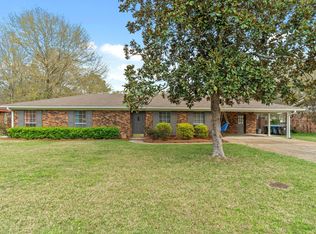 810 Hillendale Dr, Hattiesburg, MS 39402