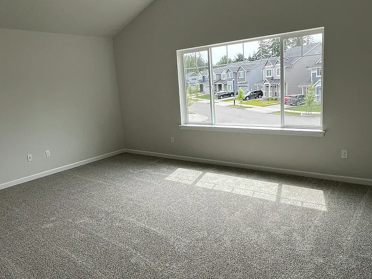 3028 Stephanie Loop NE — Photo 11