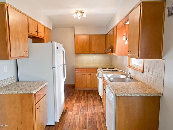 2nd image of 5308 Winslow Dr