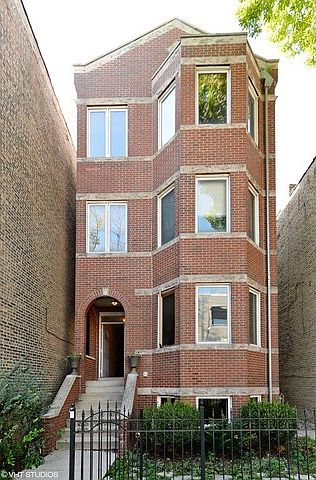 1st image of 830 N Hermitage Ave APT 1