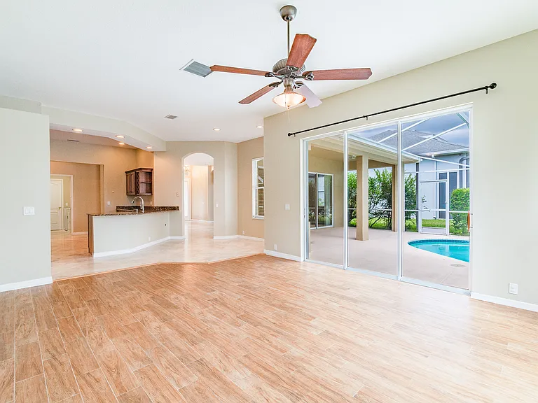 10506 Chelmsford Way — Photo 21
