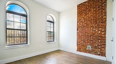 Rented by Empire Deeds LLC 