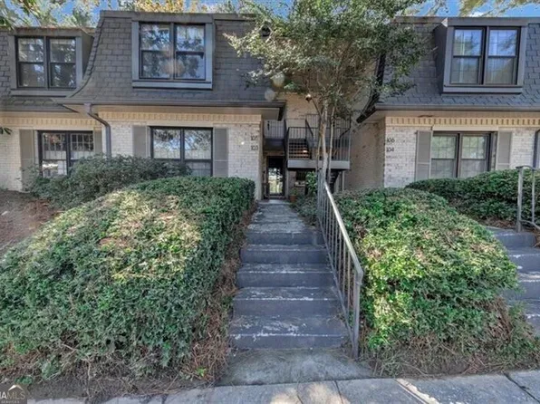 105 Adrian Pl NW, Atlanta, GA 30327