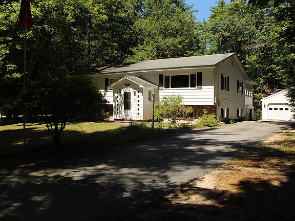 2nd image of 2 Piney Road