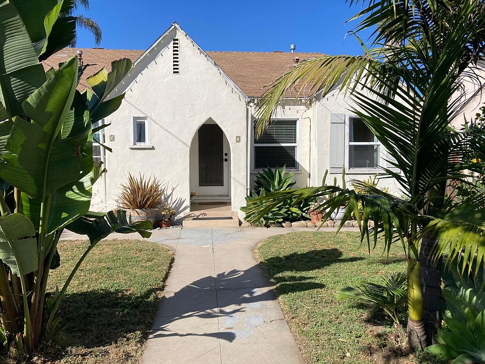 Front Entry from Street