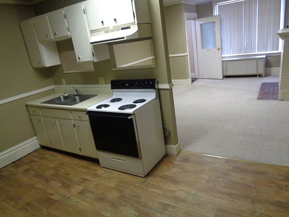 2nd image of 362 Market St #A