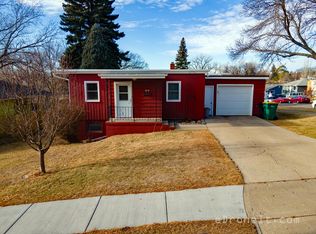 420 N Bell St, Bismarck, ND 58501