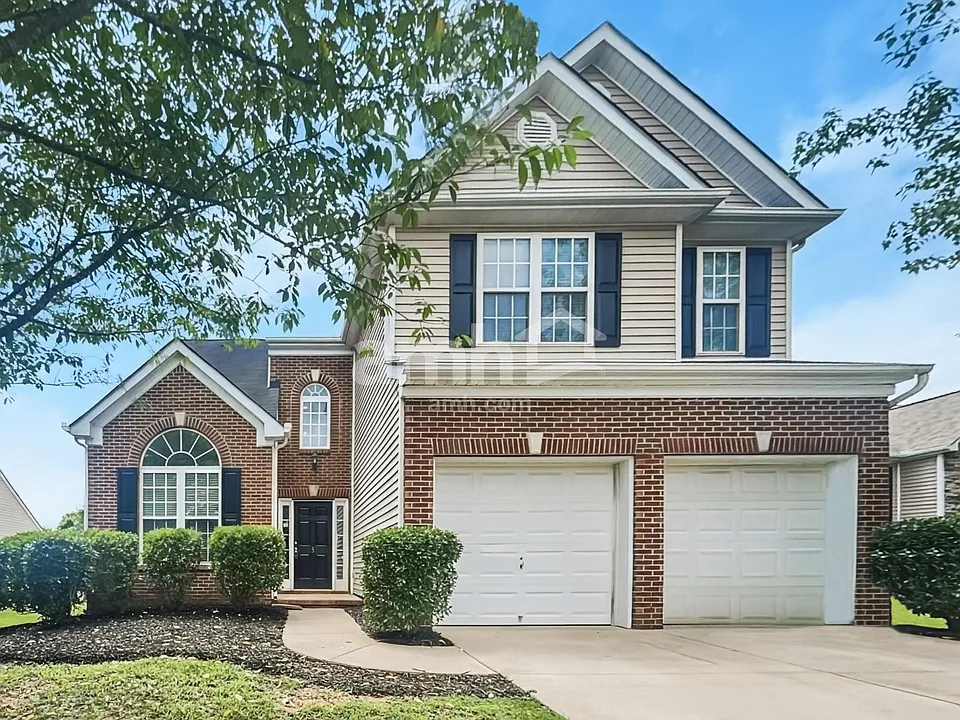 5 Phaeton Ave