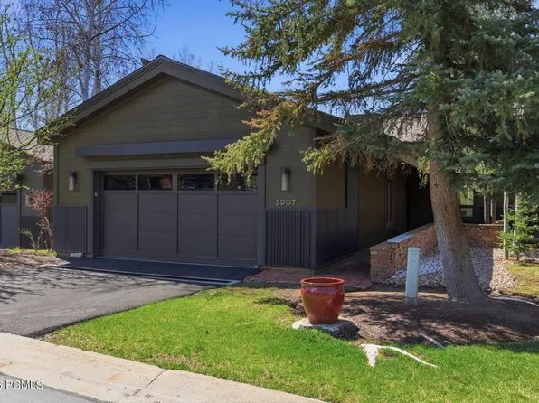 2907 Sunny Slopes Ct, Park City, UT 84060