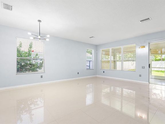3rd image of 30419 RANDALL MANOR STREET