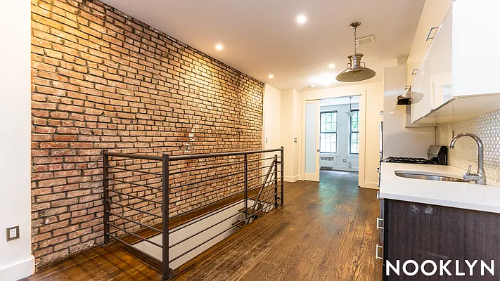 Rented by Nooklyn NYC LLC | media 12