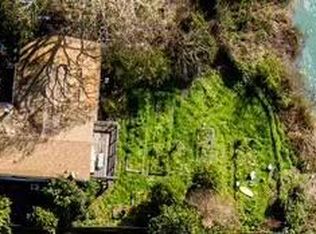 350 Riverview Rd, Garberville, CA 95542