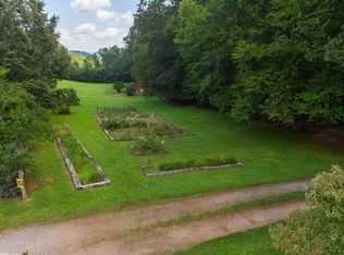 2015 Union School Rd SW #35, Willis, VA 24380