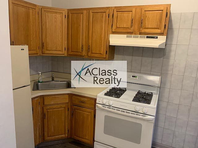 1st image of 25-37 46th St #2R