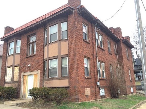 4th image of 1028 Kishwaukee St