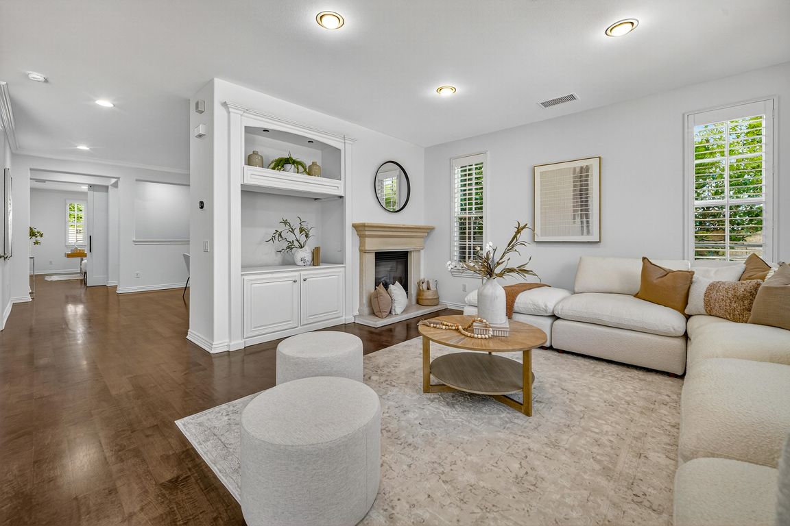 next background image