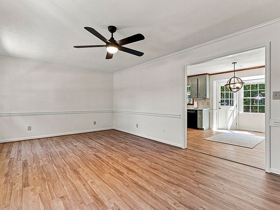 5th image of 3194 Christian Light Rd
