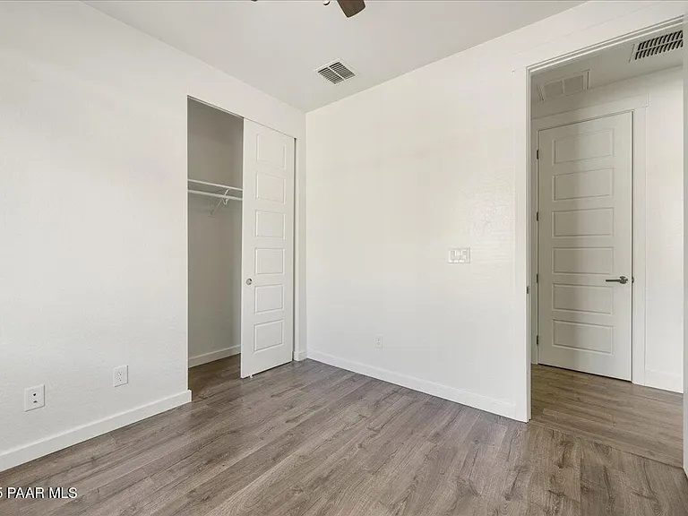 1643 Stratford Pl — Photo 25