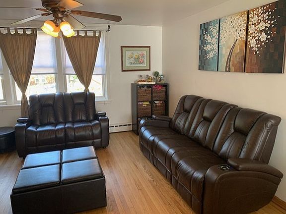 5th image of 2439 W Farragut Ave