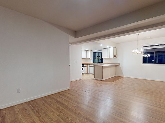 4th image of 33832 134th Pl SE