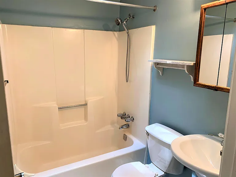 1036 State St NW #B — Photo 19