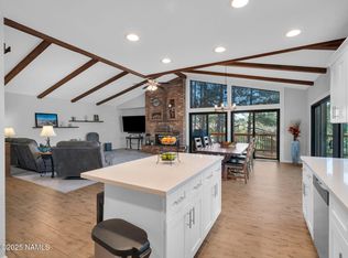 2201 N Fox Hill Rd, Flagstaff, AZ 86004