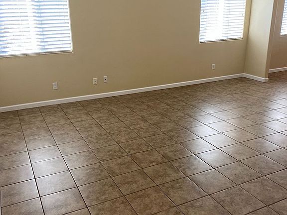 2nd image of 309 Joya Dr
