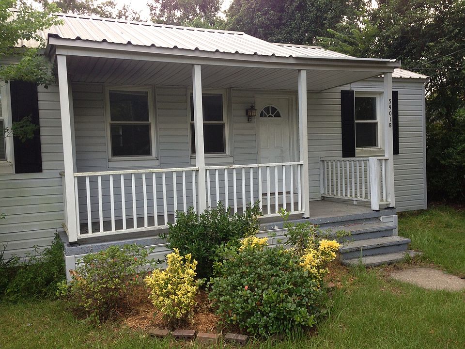 Spacious front porch.