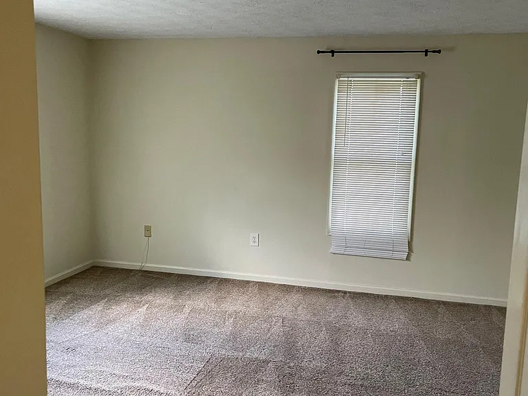 821 Stratford Way — Photo 7