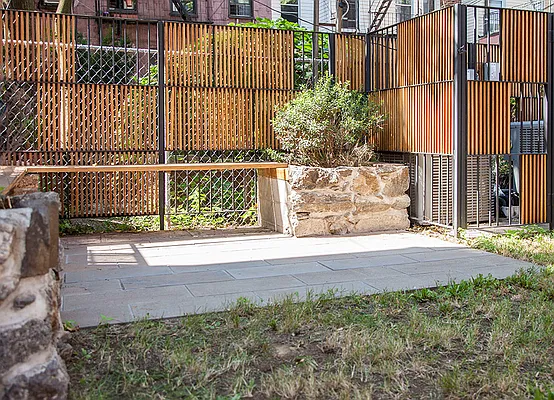 Rented by BARNES New York | media 30