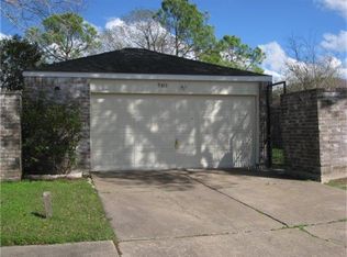 9303 Riverside Lodge Dr, Houston, TX 77083