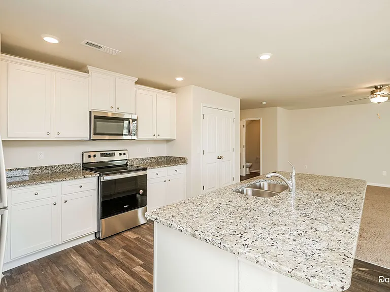 4502 Hazelburn Dr — Photo 3