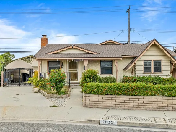 21008 Dalaman Ave, Lakewood, CA 90715