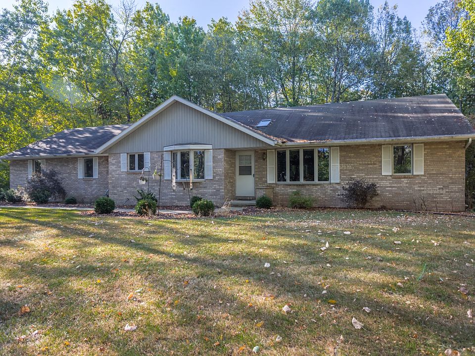 1st image of 3255 Pioneer Dr