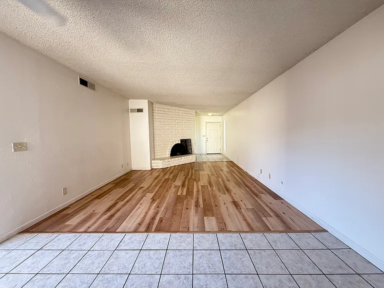 595 W Alamos Ave — Photo 6