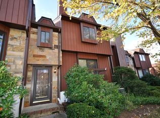 146 Nottingham Sq, Hackettstown, NJ 07840