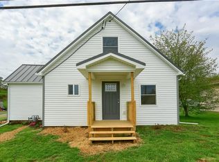 104 Boydstown Rd, Butler, PA 16001