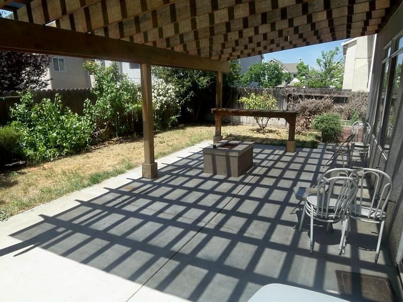 2nd image of 4877 Canopy Ln