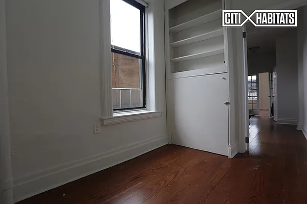 Rented by Westminster Management | media 43