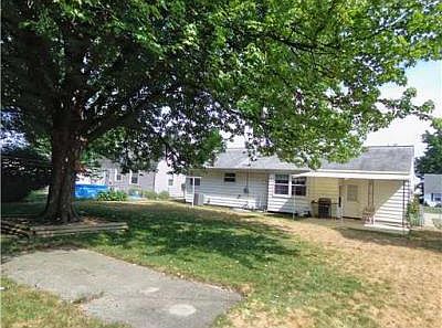 1st image of 739 Garden Ln