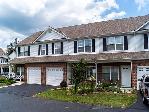 2nd image of 732 Park Ct #4202